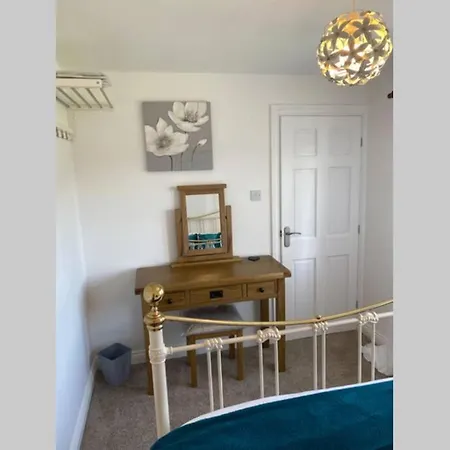 Holiday home Coach House, 5.8 Acres With Hot Tub And Lake